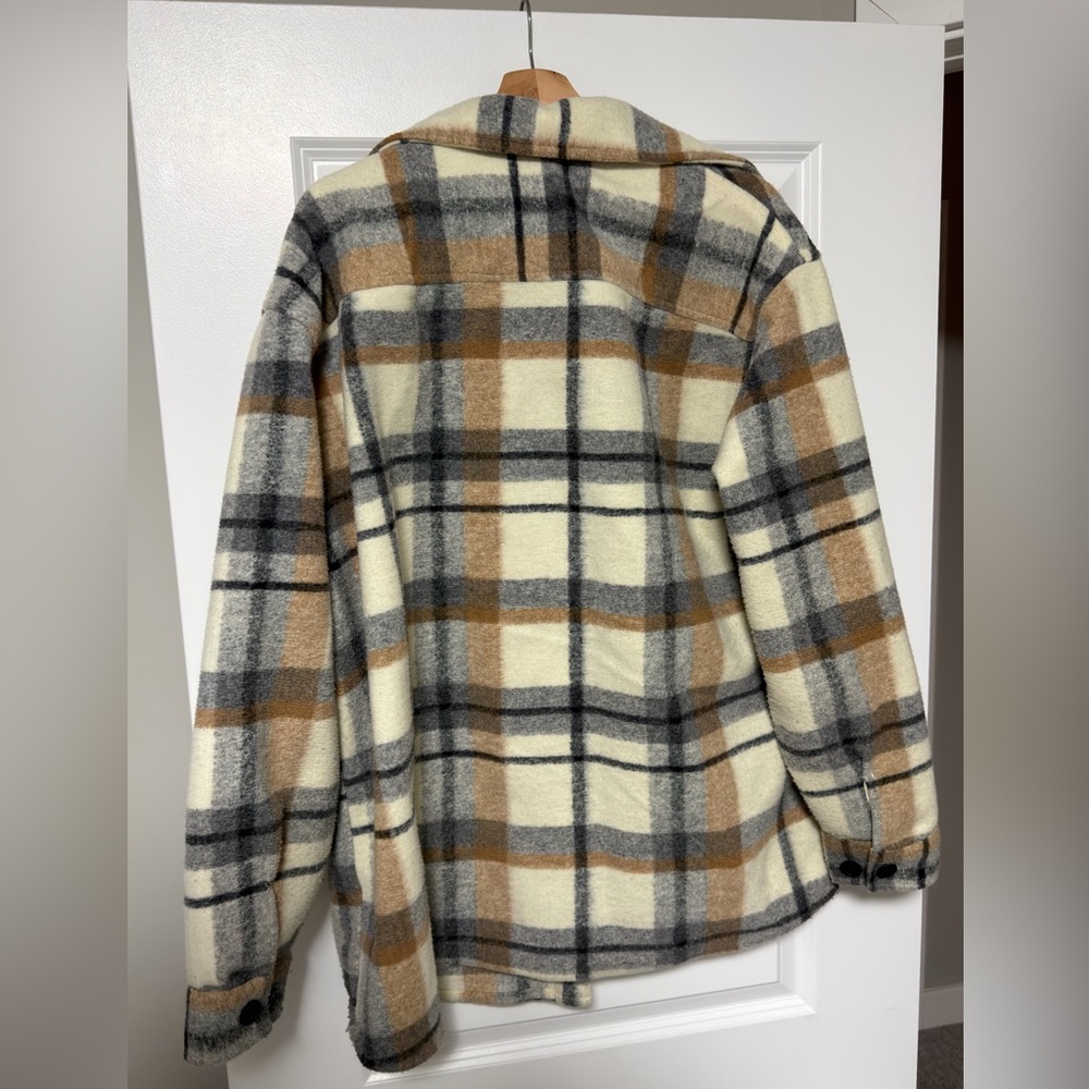 H&M Large Men’s Cream and Gray Checkered Jacket - Picture 2 of 3